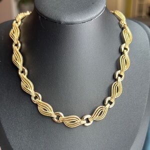 Vintage Signed Trifari Gold Tone Runway Style Necklace 16” Adjustable